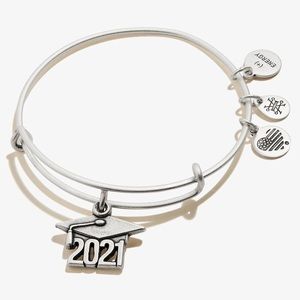 4/$14🦋 Alex and Ani 2021 Graduation Cap Charm Bracelet